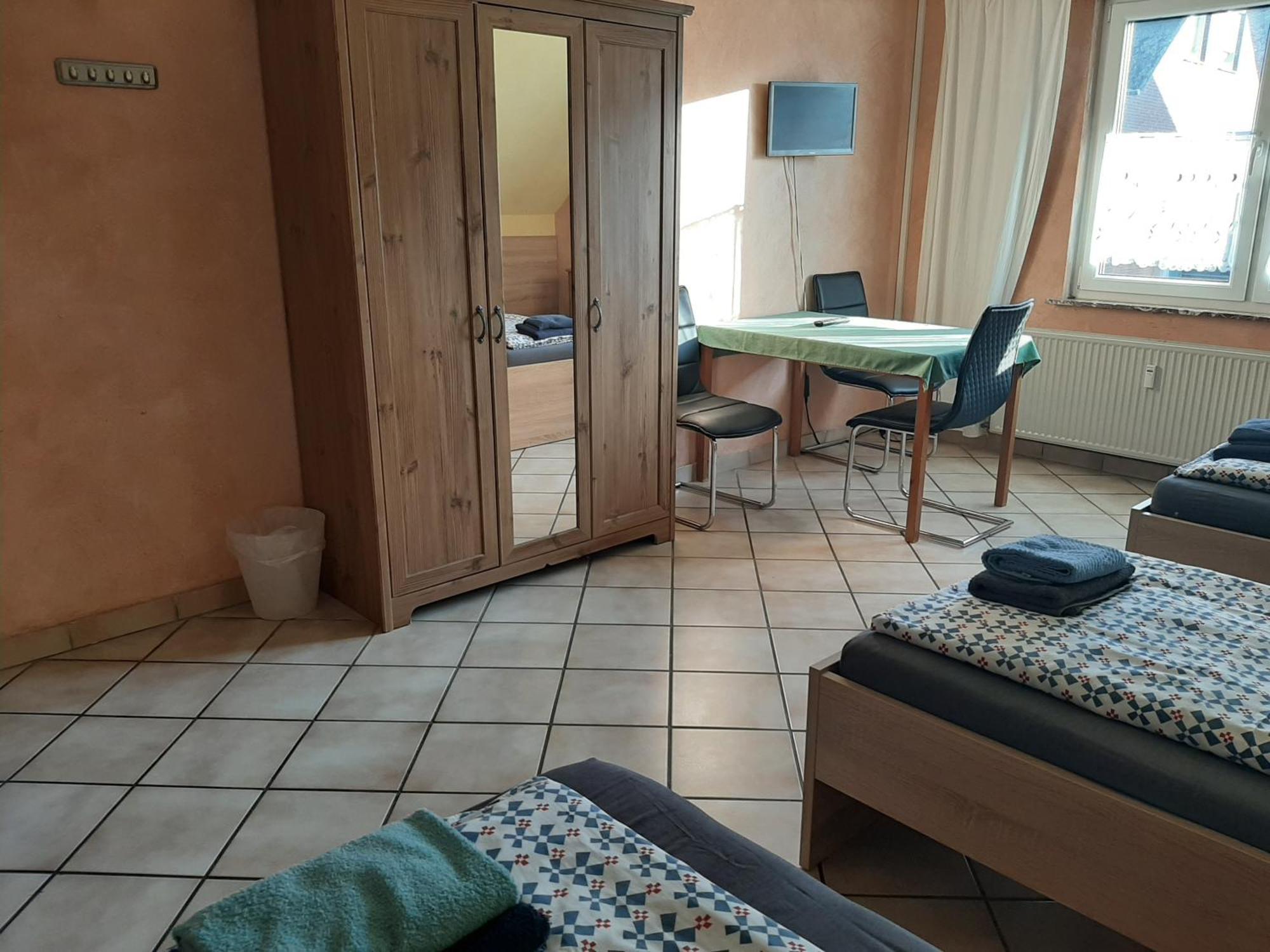 Haus Roseneck-Pension Am Stadtrand Borchen Chambre photo